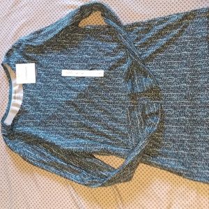 Long sleeve crew neck top